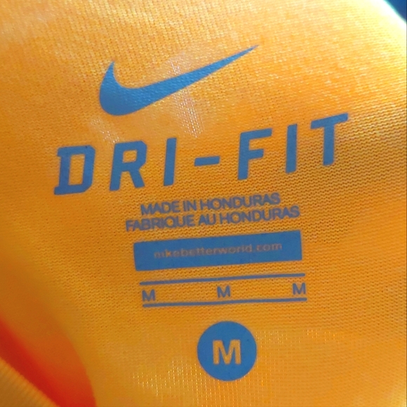 Sharp Looking Orange Nike Dri-Fit Shirt Size Medium - Picture 5 of 5